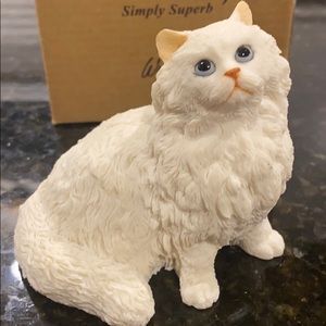2003 SHERRATT & SIMPSON WHITE PERSIAN CAT 89306